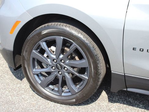 Used 2024 Chevrolet Equinox RS FWD image 11