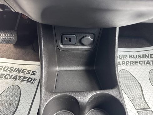 Used 2016 Chevrolet Spark LT image 33