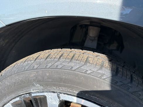 Used 2023 Volvo XC60 B5 Plus w/ Protection Package Premier image 34