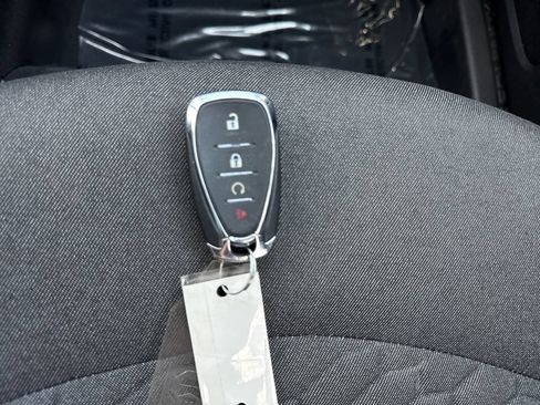 Used 2019 Chevrolet Equinox LT w/ LPO, Blackout Package FWD image 25