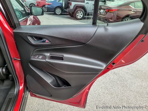 Used 2021 Chevrolet Equinox LT image 27