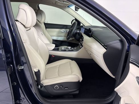 New 2026 Genesis GV70 2.5T Advanced AWD/4WD image 14