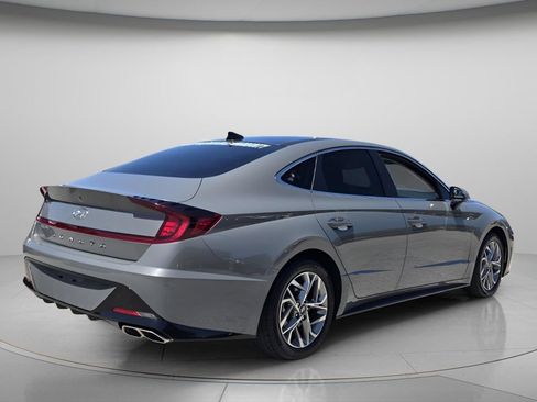 Certified 2023 Hyundai Sonata SEL w/ Convenience Package FWD image 8