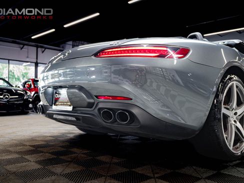 Used 2020 Mercedes-Benz AMG GT Roadster image 24