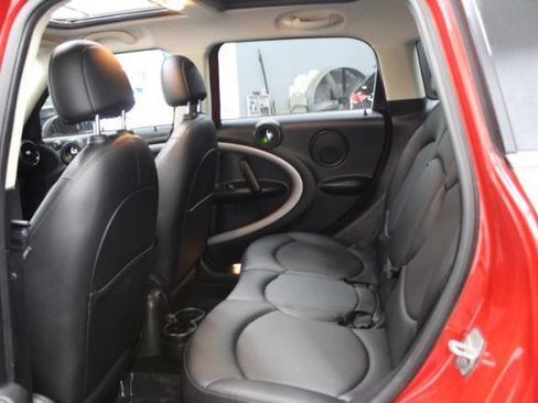 Used 2016 MINI Cooper Countryman FWD image 17
