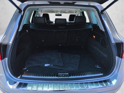 Used 2014 Volkswagen Touareg Sport AWD/4WD image 6