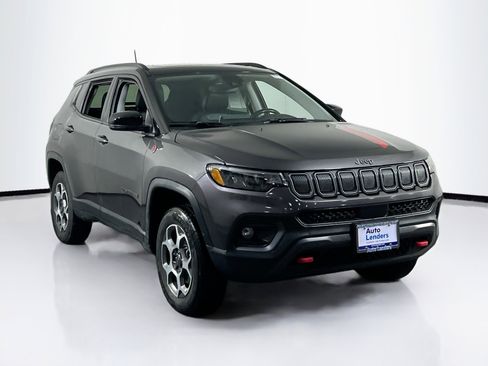 Used 2022 Jeep Compass Trailhawk w/ Sun and Sound Group image 3