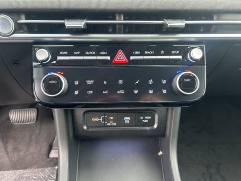 New 2026 Hyundai Tucson Limited image 21