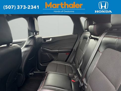 Used 2025 Ford Escape ST-Line AWD/4WD image 14