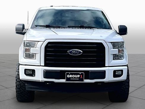 Used 2017 Ford F150 XLT w/ Equipment Group 302A Luxury AWD/4WD image 4