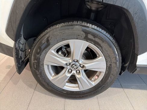 Used 2025 Toyota RAV4 XLE w/ Weather Package AWD/4WD image 10