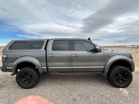 Used 2011 Ford F150 Platinum image 6