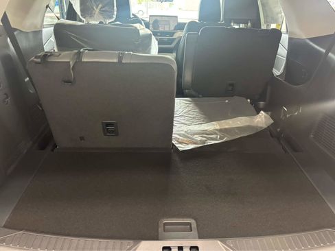 New 2026 Ford Explorer Active w/ Active Comfort Package image 27