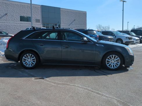 Used 2010 Cadillac CTS Luxury image 9