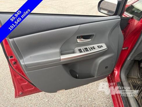Used 2012 Toyota Prius V Five FWD image 13
