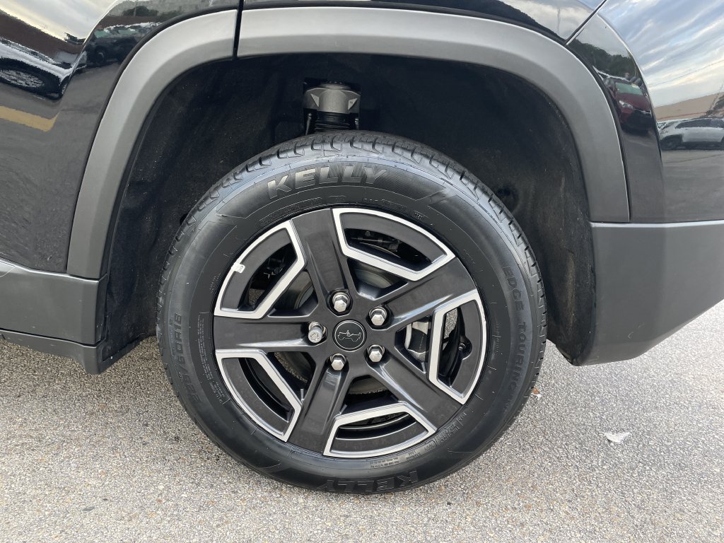Used 2026 Jeep Cherokee Limited AWD/4WD image 10