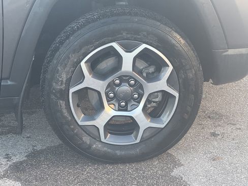 Used 2022 Jeep Compass Trailhawk w/ Sun and Sound Group image 3