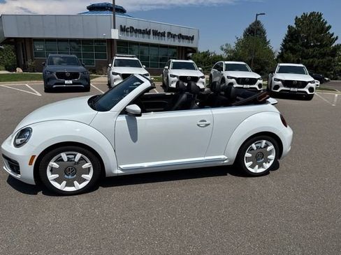 Used 2019 Volkswagen Beetle 2.0T Final Edition SEL FWD image 4