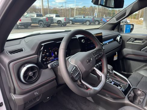 New 2026 Chevrolet Colorado Z71 w/ Technology Package image 12