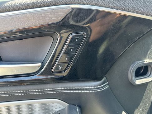 Used 2023 Acura MDX SH-AWD w/ Advance Package image 40