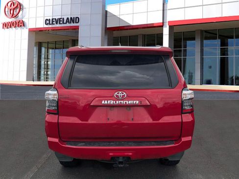 Used 2023 Toyota 4Runner SR5 Premium w/ Moonroof Package RWD image 4