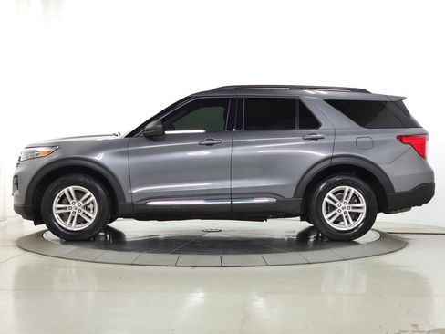 Used 2021 Ford Explorer XLT w/ Class III Trailer Tow Package AWD/4WD image 5