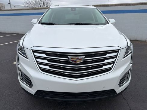 Used 2017 Cadillac XT5 Luxury w/ Driver Awareness Package image 8