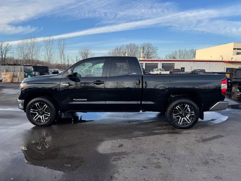 Used 2019 Toyota Tundra 4x4 Double Cab image 2