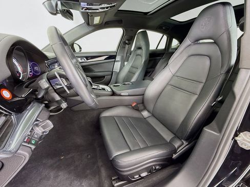 Certified 2023 Porsche Panamera Platinum Edition image 5