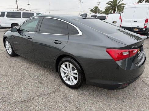Used 2018 Chevrolet Malibu LT FWD image 9