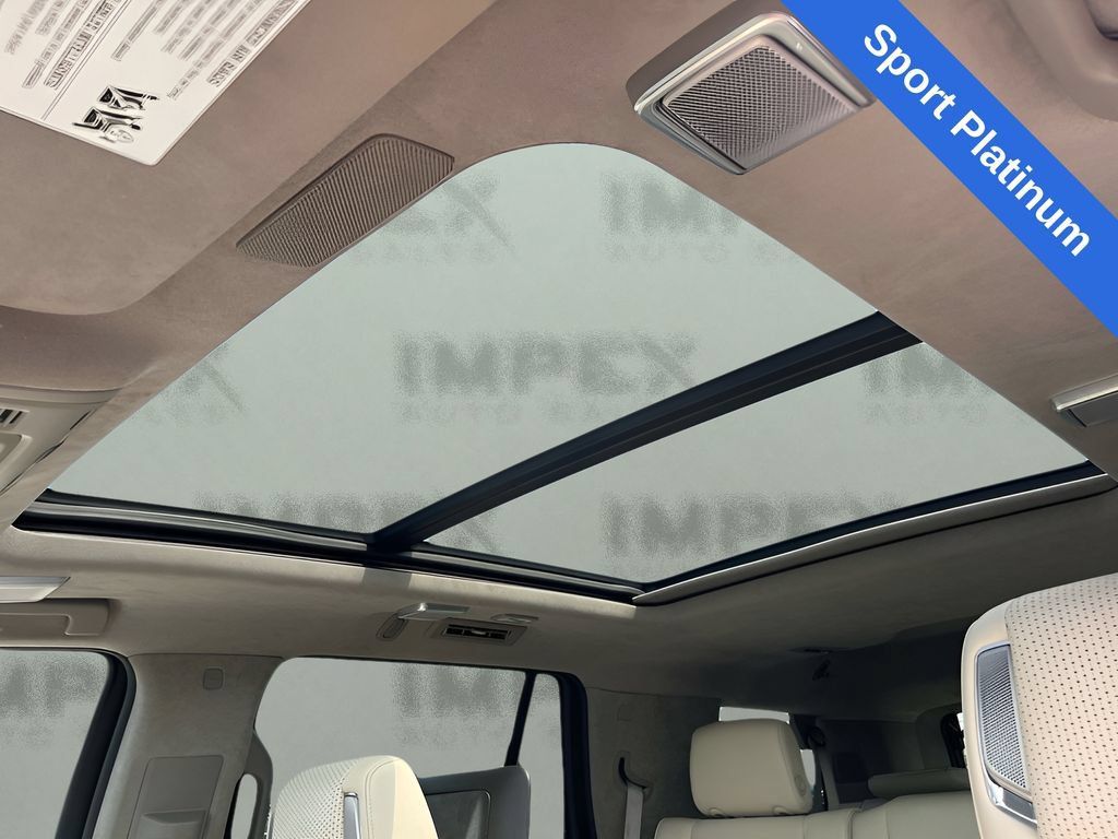 Used 2023 Cadillac Escalade Sport Platinum w/ LPO, ONYX Package AWD/4WD image 13