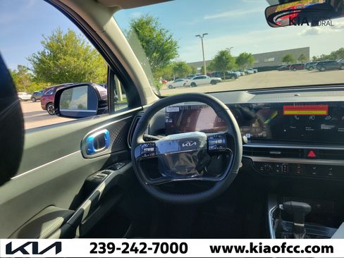 New 2026 Kia Sorento LX FWD image 20