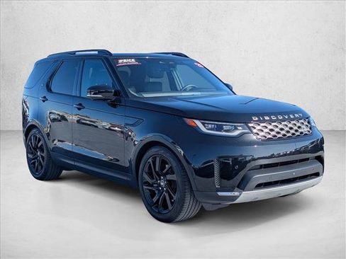 Used 2025 Land Rover Discovery S AWD/4WD image 3