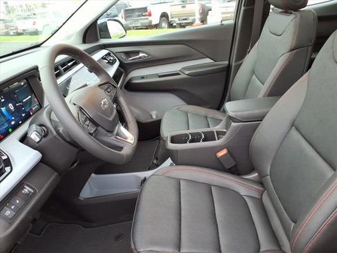 New 2027 Chevrolet Bolt RS w/ Technology Package FWD image 11