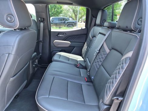 Certified 2025 GMC Canyon Denali AWD/4WD image 34