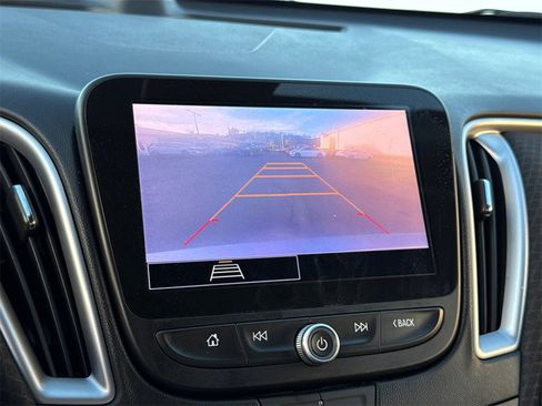 Used 2023 Chevrolet Malibu LT image 29