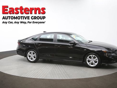 Used 2025 Honda Accord LX image 46