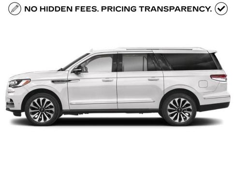 Used 2023 Lincoln Navigator L Reserve AWD/4WD image 2
