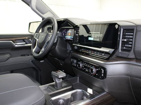 New 2026 Chevrolet Silverado 1500 RST image 36