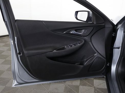 Used 2024 Chevrolet Malibu RS image 22