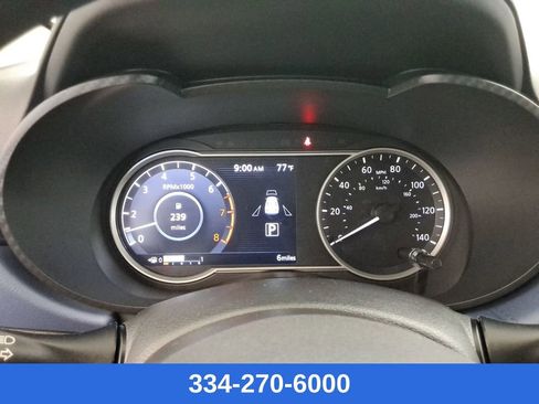 New 2025 Nissan Versa SV w/ Trunk Package image 10