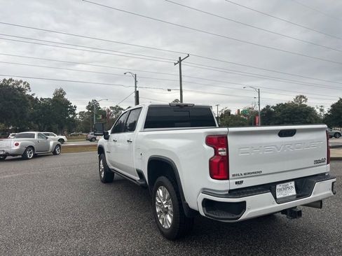 Used 2021 Chevrolet Silverado 2500 High Country w/ Z71 Off-Road Package image 7