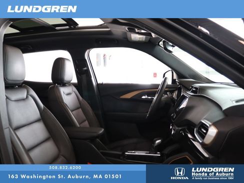 Used 2023 Chevrolet TrailBlazer ACTIV w/ Sun and Liftgate Package AWD/4WD image 16