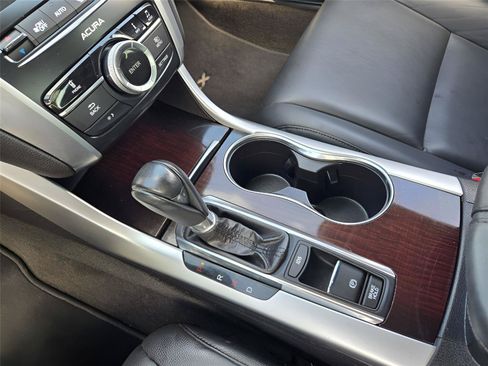 Used 2015 Acura TLX FWD image 18
