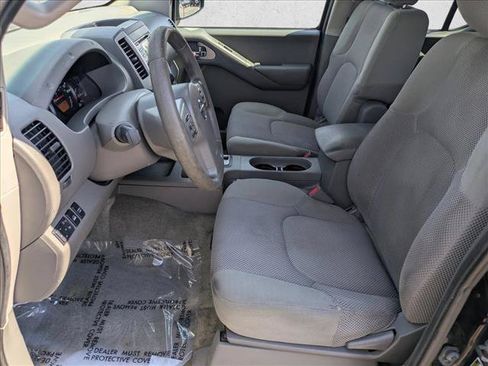 Used 2013 Nissan Frontier SV AWD/4WD image 15