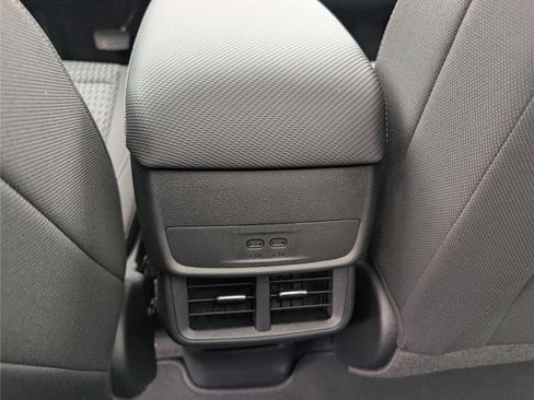New 2026 Chevrolet Equinox LT w/ Midnight Edition FWD image 15