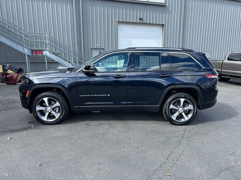 Used 2024 Jeep Grand Cherokee Limited 4xe w/ Luxury Tech Group II image 7