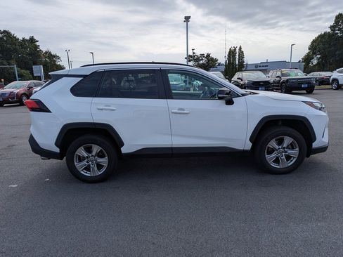 Used 2023 Toyota RAV4 XLE image 7