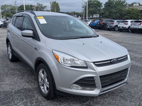 Used 2014 Ford Escape SE w/ Equipment Group 201A FWD image 3