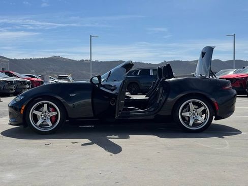 Used 2024 MAZDA MX-5 Miata Grand Touring RWD image 29